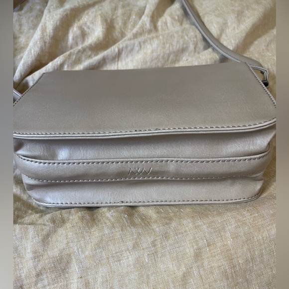 SOLD. Matt & Nat Purse - Picture 6 of 6